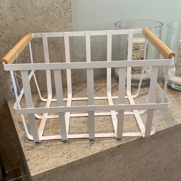 Core Home Metal Basket With Wood Handles - Picture 8 of 13